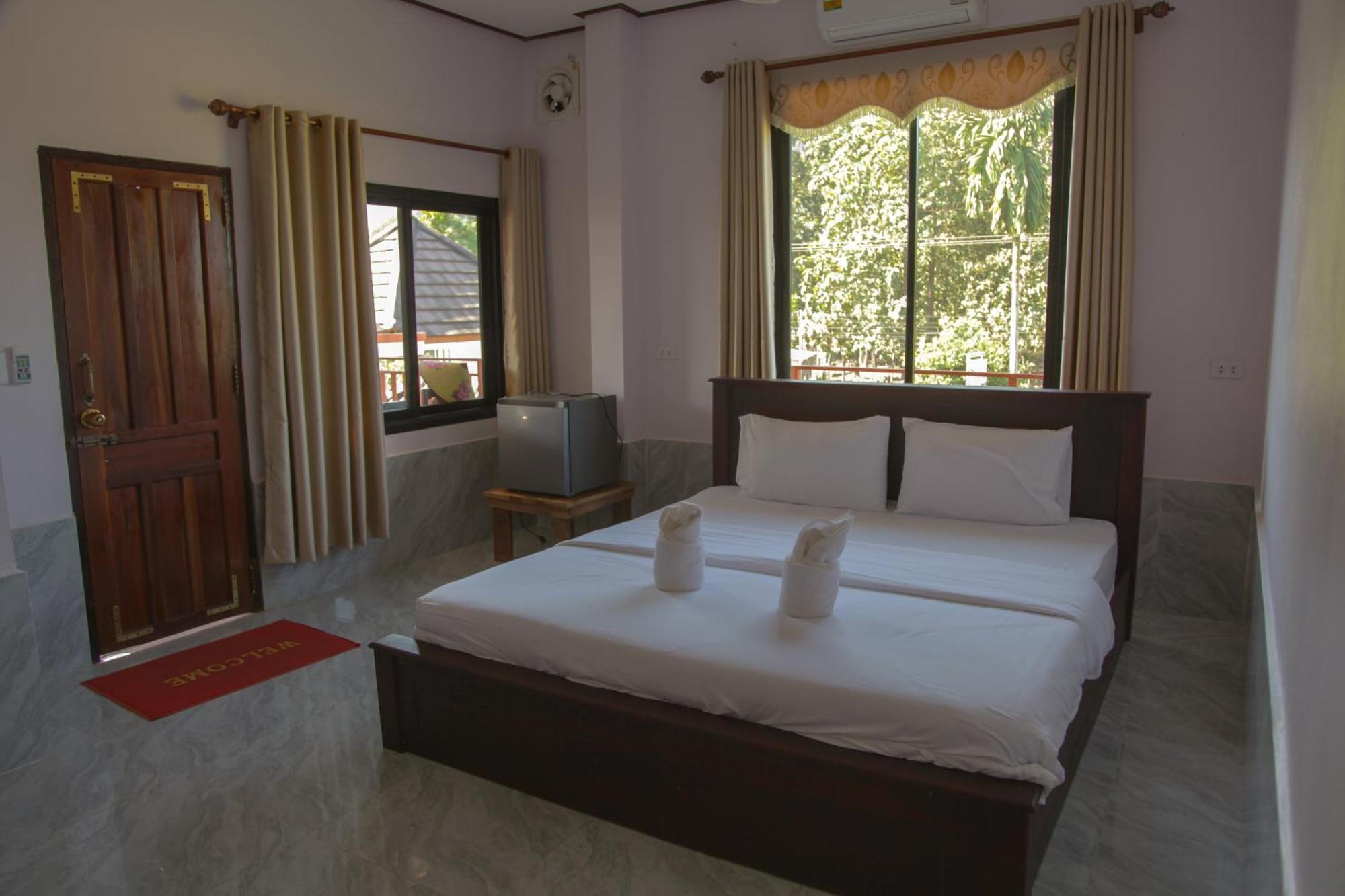 Dd Guesthouse Vang Vieng Eksteriør bilde