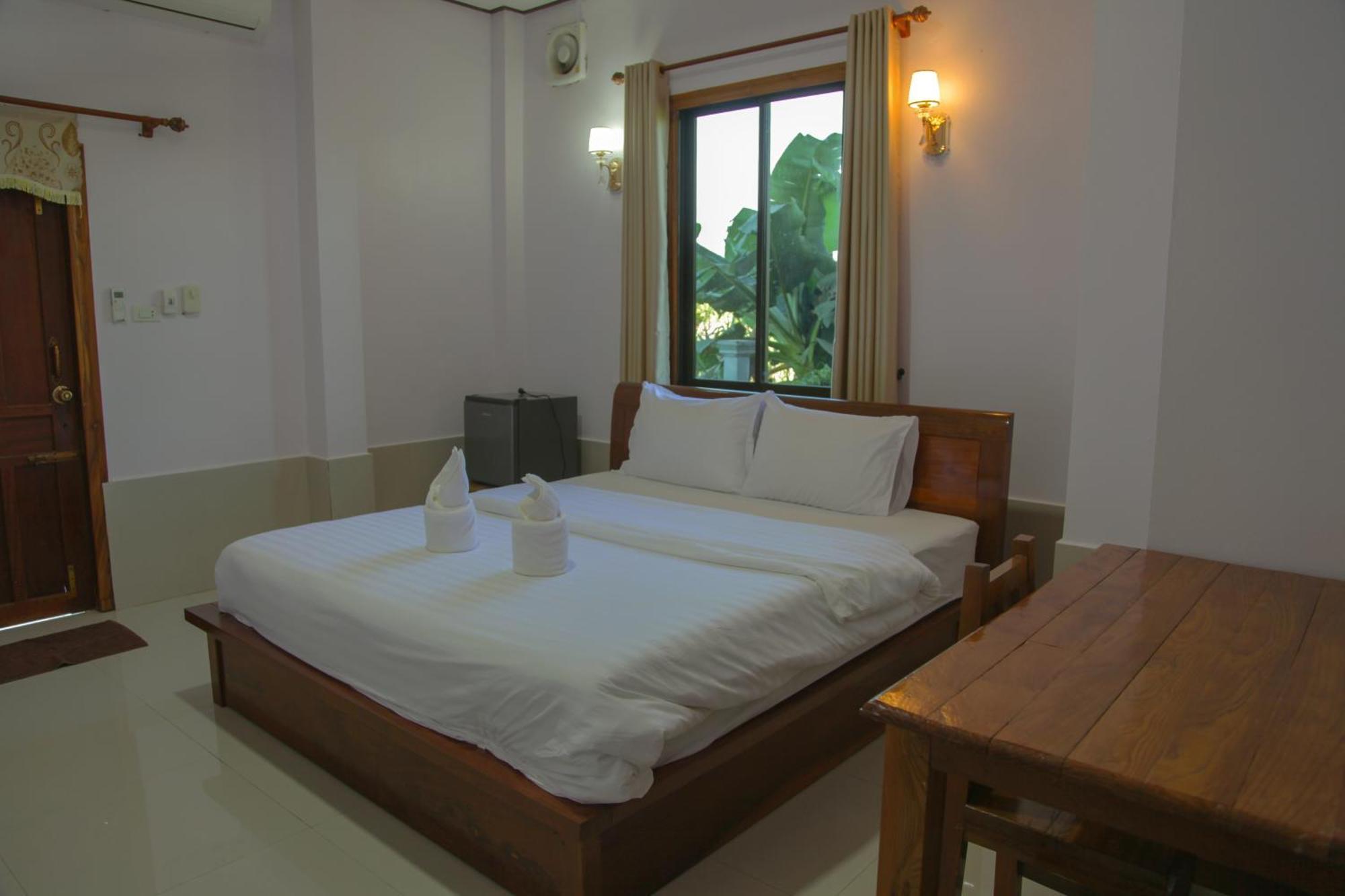 Dd Guesthouse Vang Vieng Eksteriør bilde
